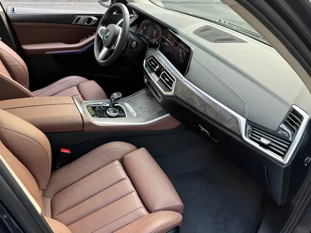 BMW X5 (Import) — фото 2