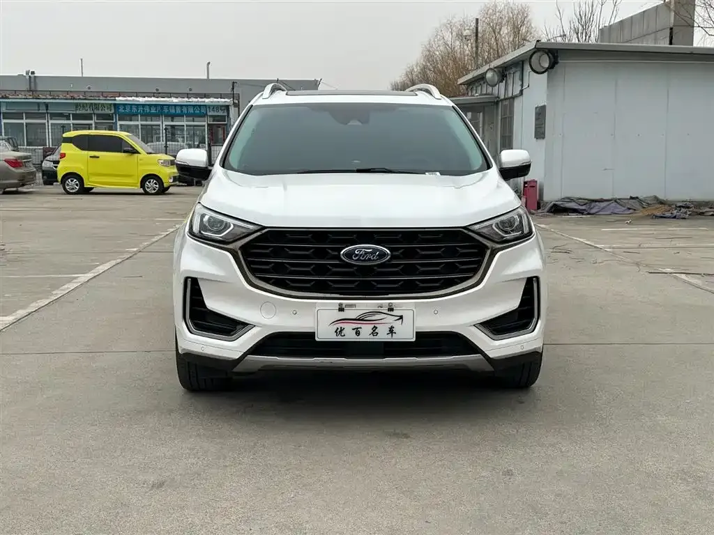 Ford Edge — фото 5