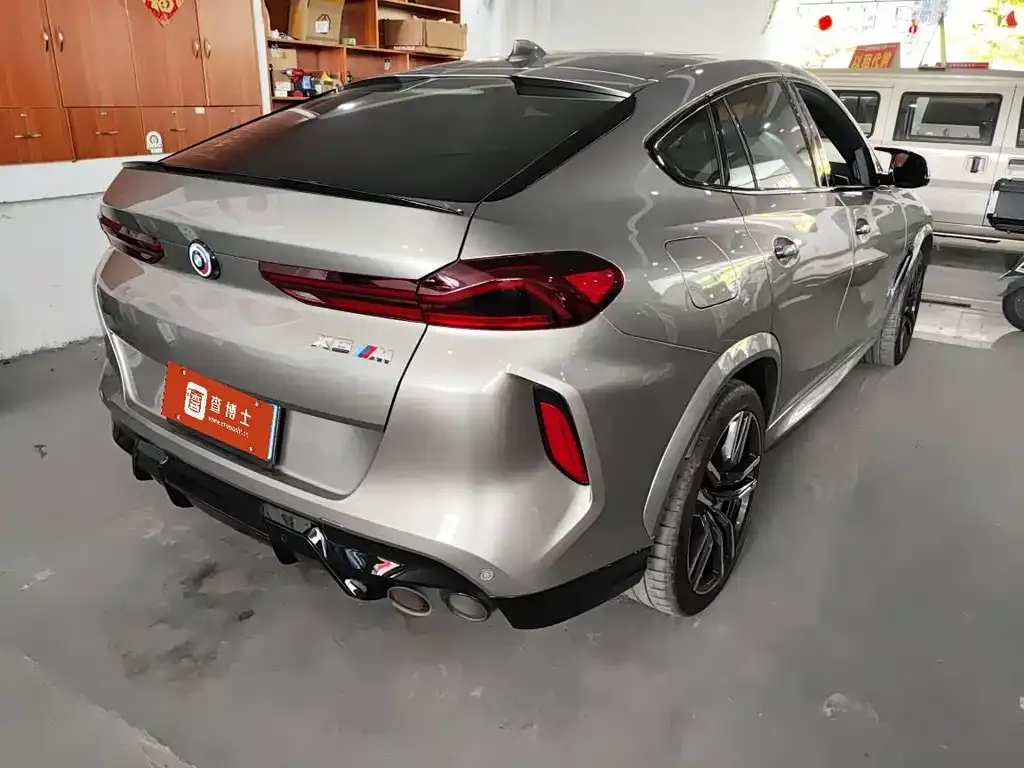 BMW X6 M 2023 из CN, фото 3