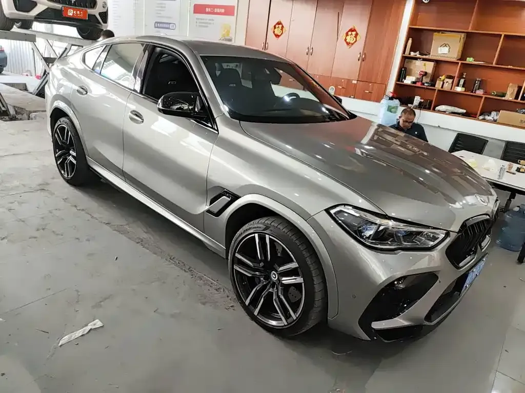 BMW X6 M 2023 из CN, фото 5