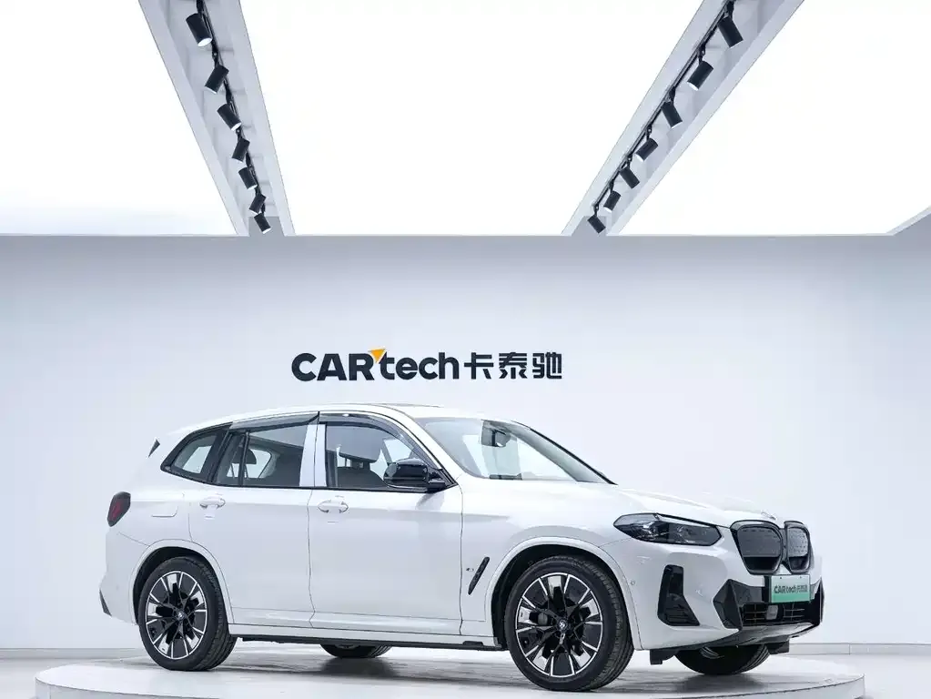 BMW iX3 2023 из CN, фото 9