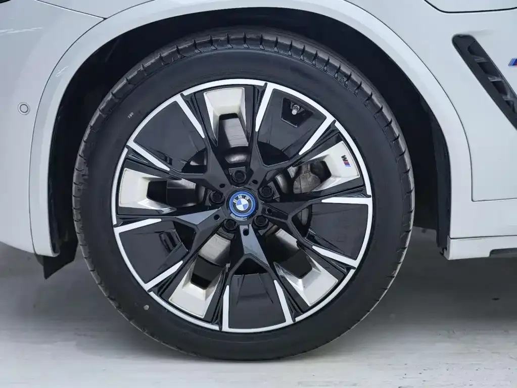 BMW iX3 2023 из CN, фото 5