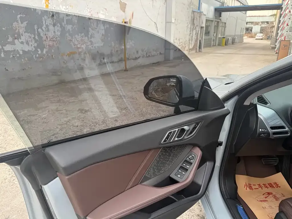 BMW 2 Series 2025 из CN, фото 10