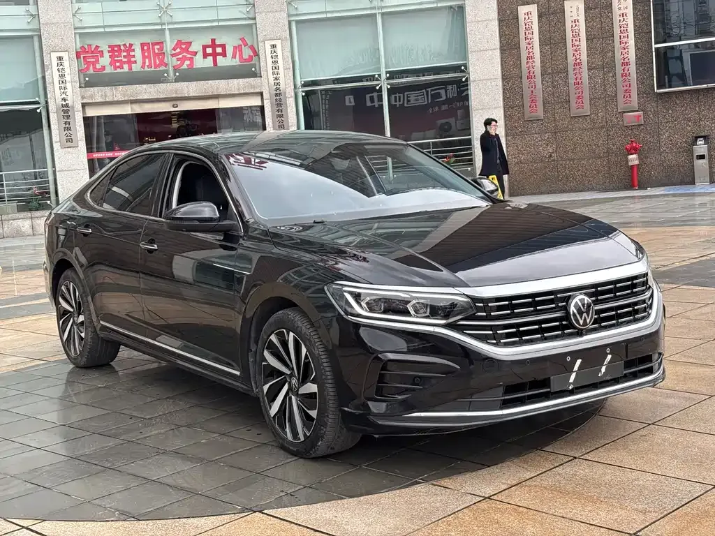Volkswagen Passat — фото 10