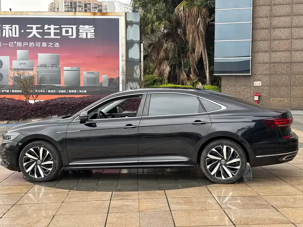 Volkswagen Passat — фото 5