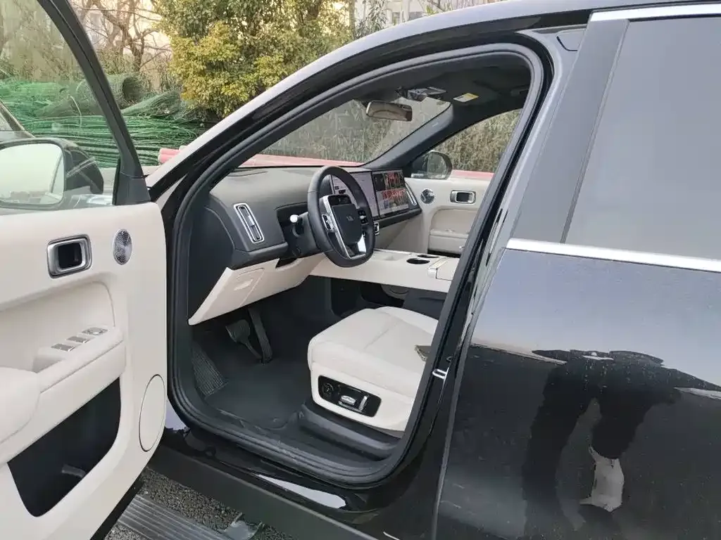 Li Auto Li L8 2025 из CN, фото 7