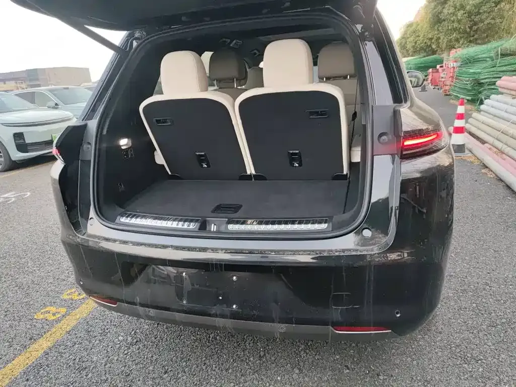Li Auto Li L8 2025 из CN, фото 9