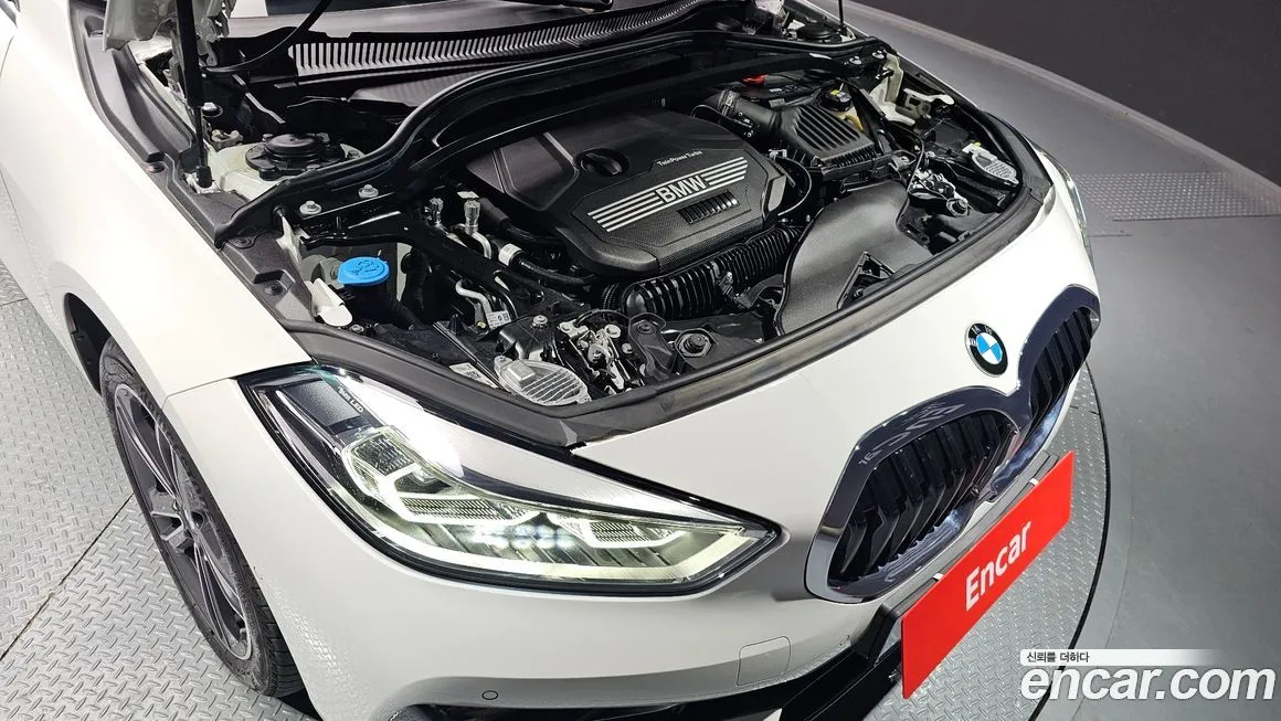 BMW 1-Series 2021 из KR, фото 8