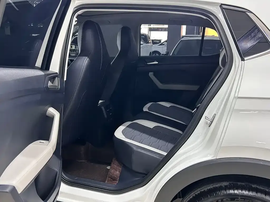 Volkswagen Tharu 2025 из CN, фото 2