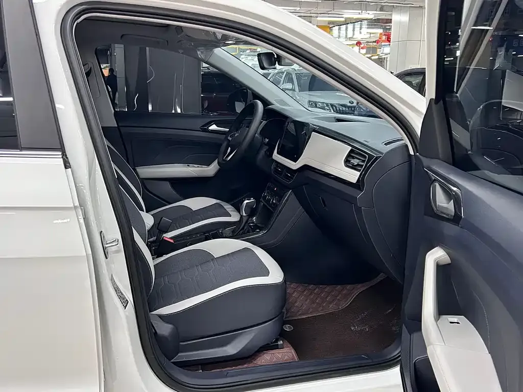 Volkswagen Tharu 2025 из CN, фото 10