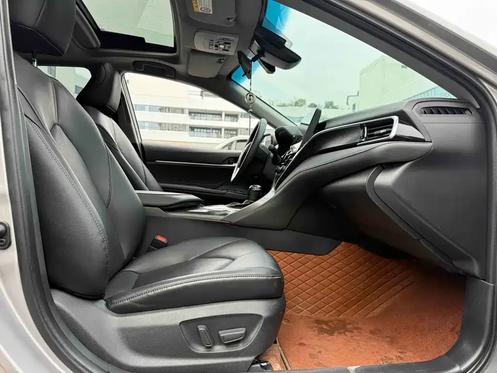 Toyota Camry 2024 из CN, фото 9