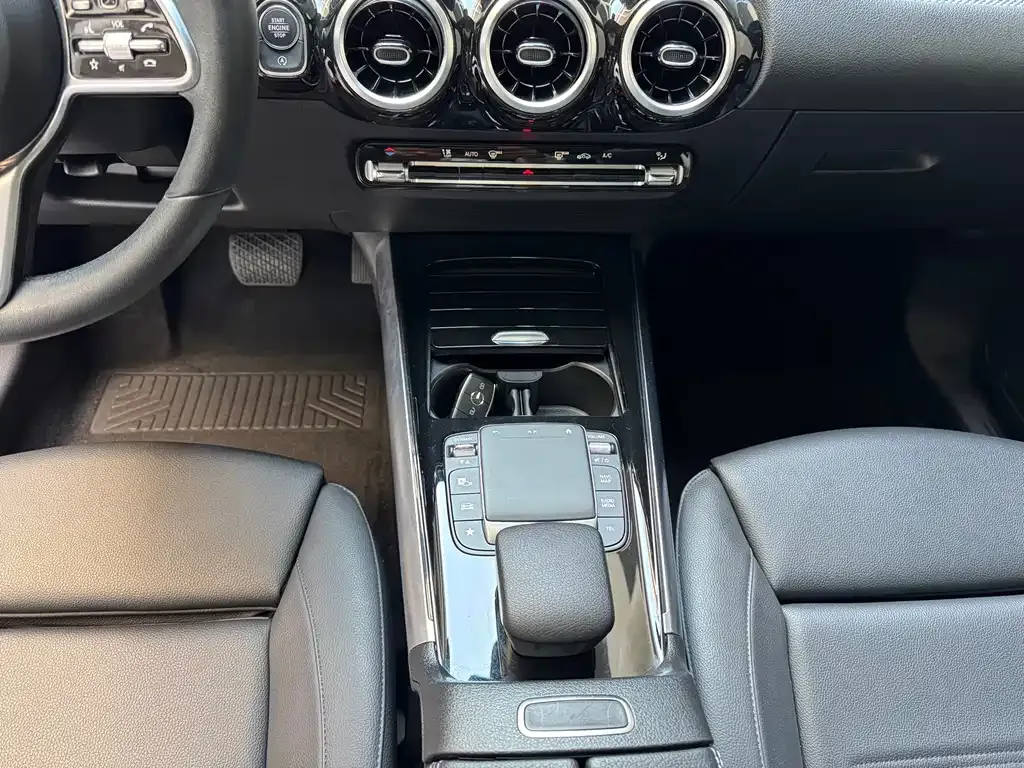 Mercedes-Benz GLA 2022 из CN, фото 4