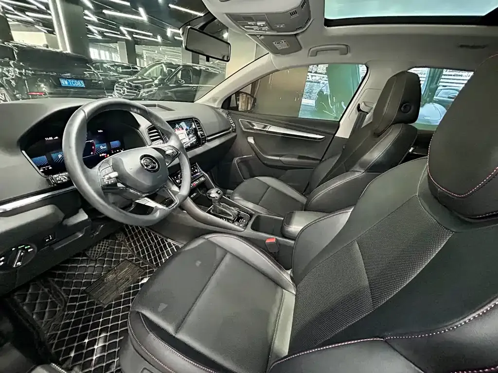 Skoda Karoq 2024 из CN, фото 10
