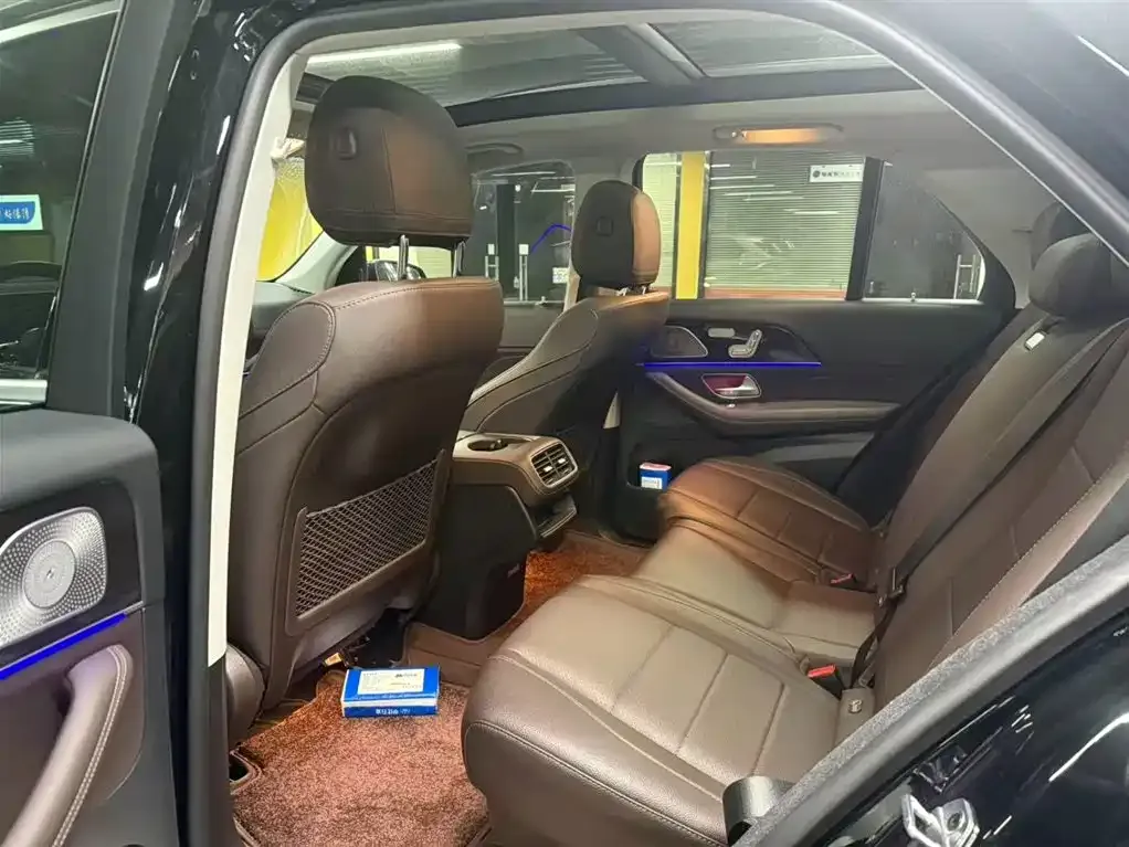 Mercedes-Benz GLE — фото 10