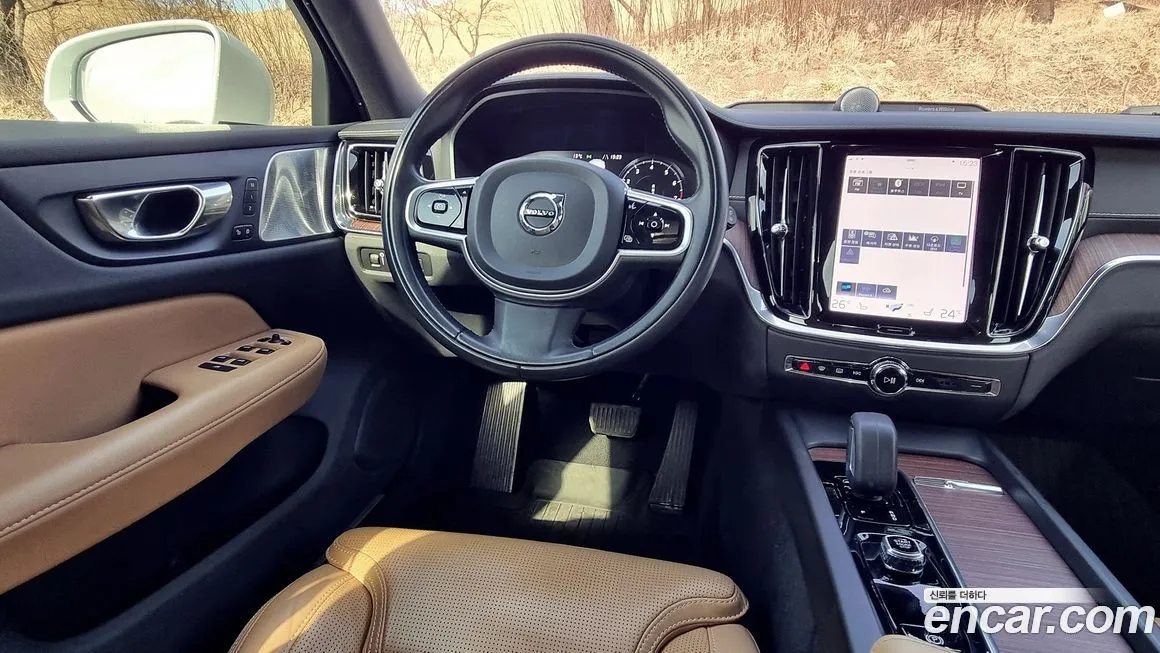 Volvo V60 2022 из KR, фото 4