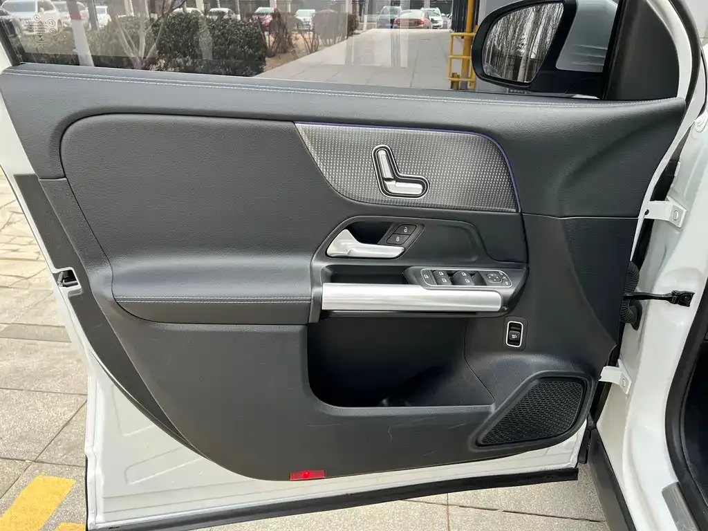 Mercedes-Benz GLA 2023 из CN, фото 7