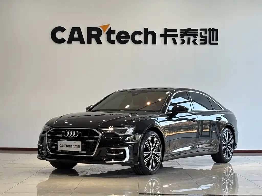 Audi A6L — фото 1