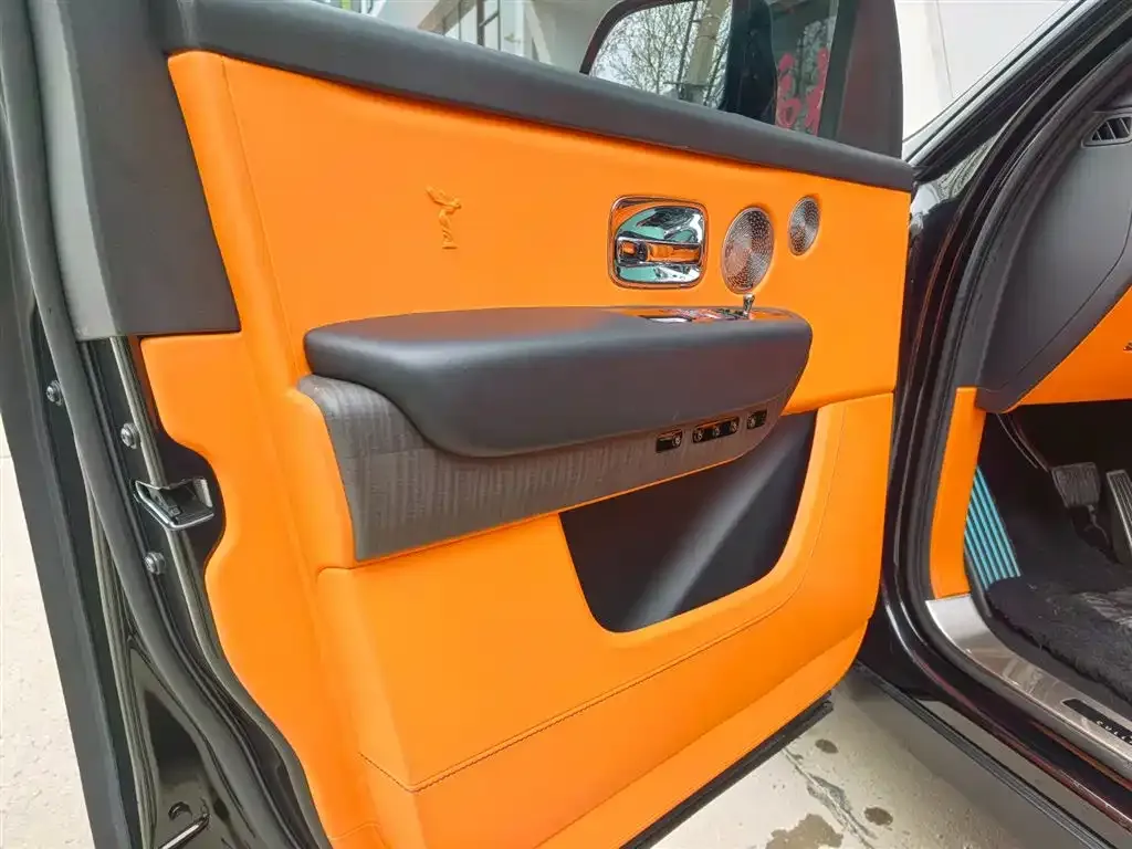 Rolls-Royce Cullinan 2023 из CN, фото 3