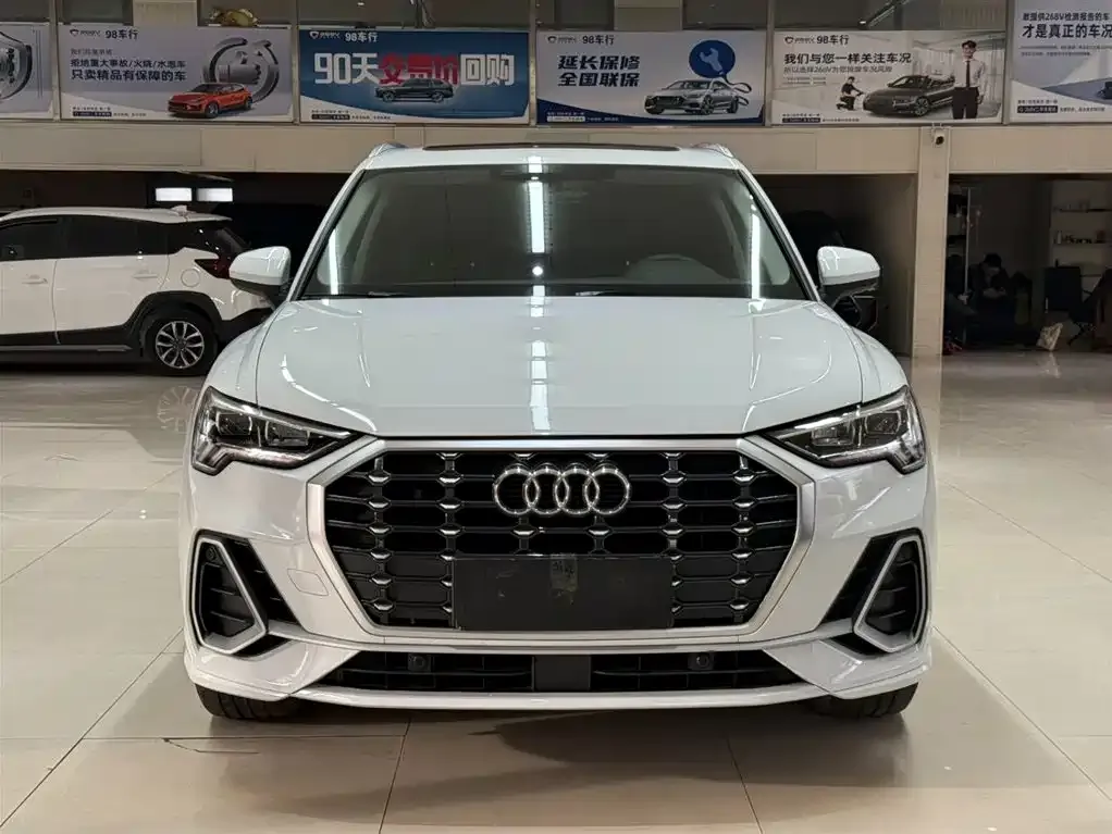 Audi Q3 — фото 6