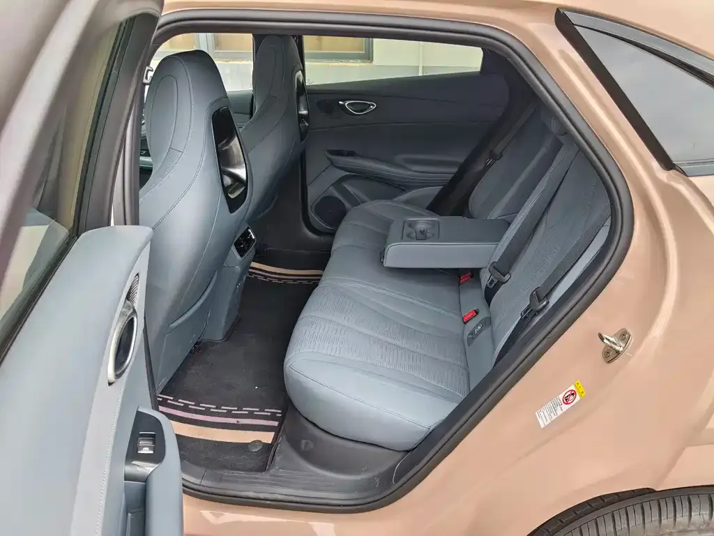 BYD Seal 06GT — фото 2