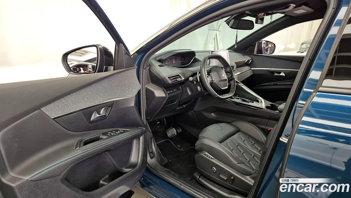 Peugeot 5008 2024 из KR, фото 8