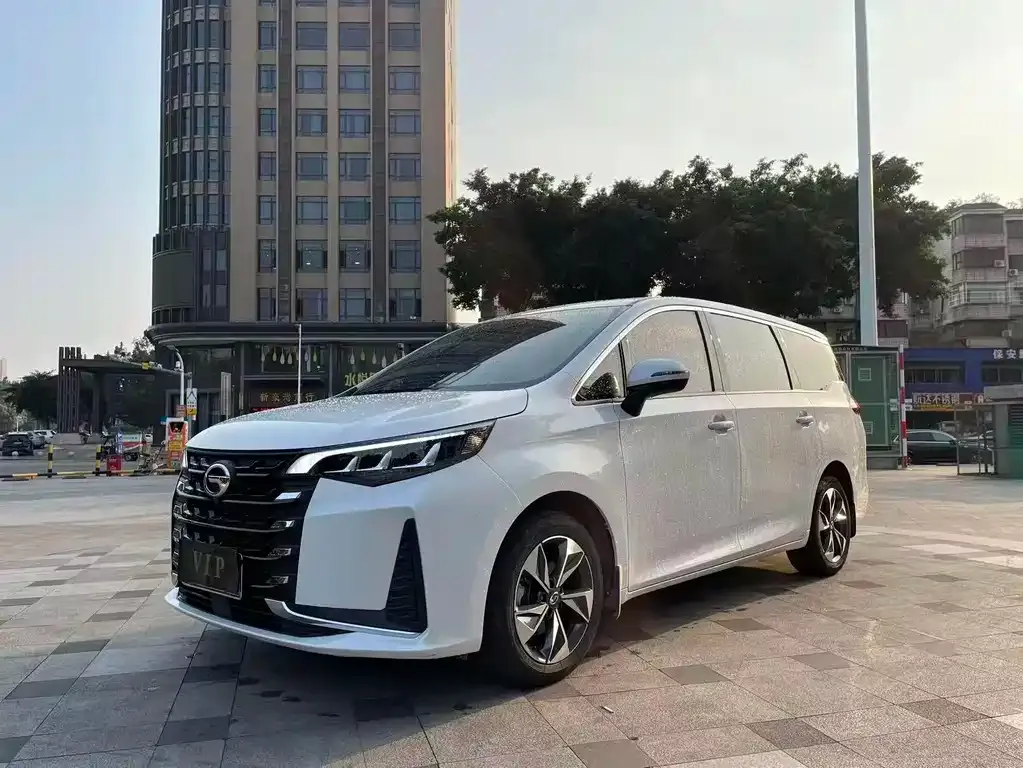 GAC Motor Trumpchi M6 — фото 7
