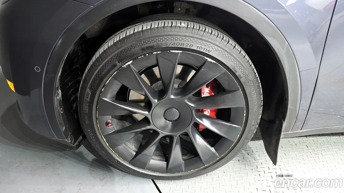 Tesla Model Y 2021 из KR, фото 8