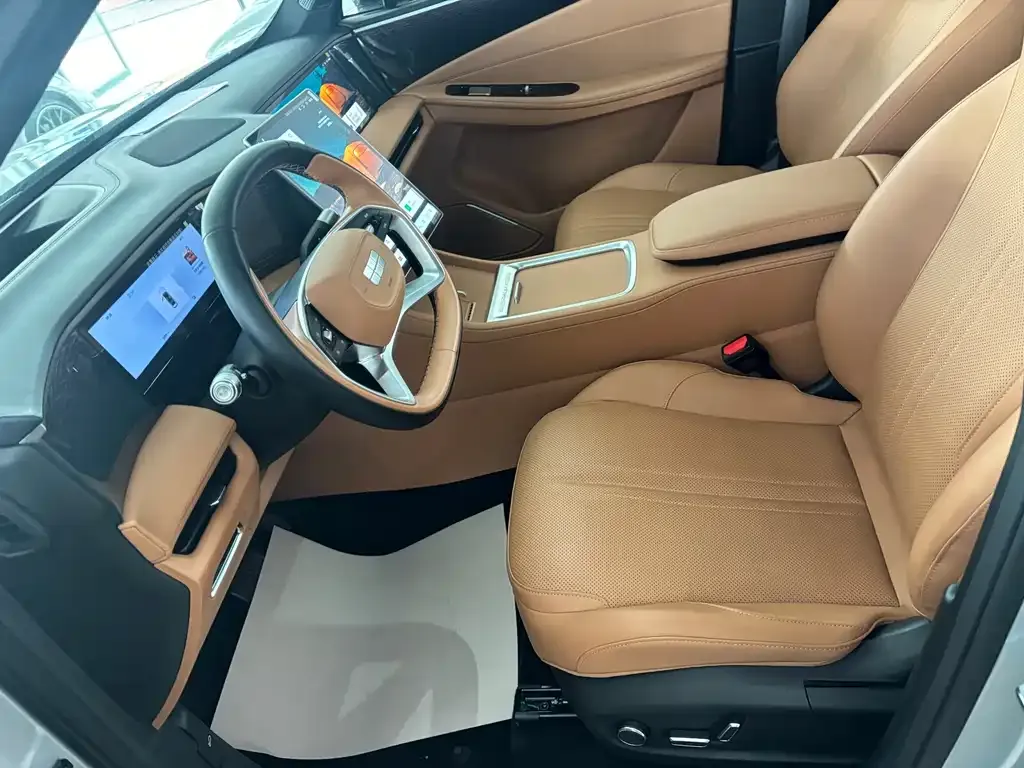 Geely Galaxy L7 — фото 10