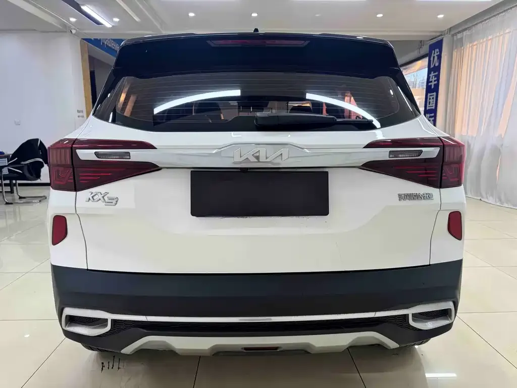 Kia KX3 2021 из CN, фото 2