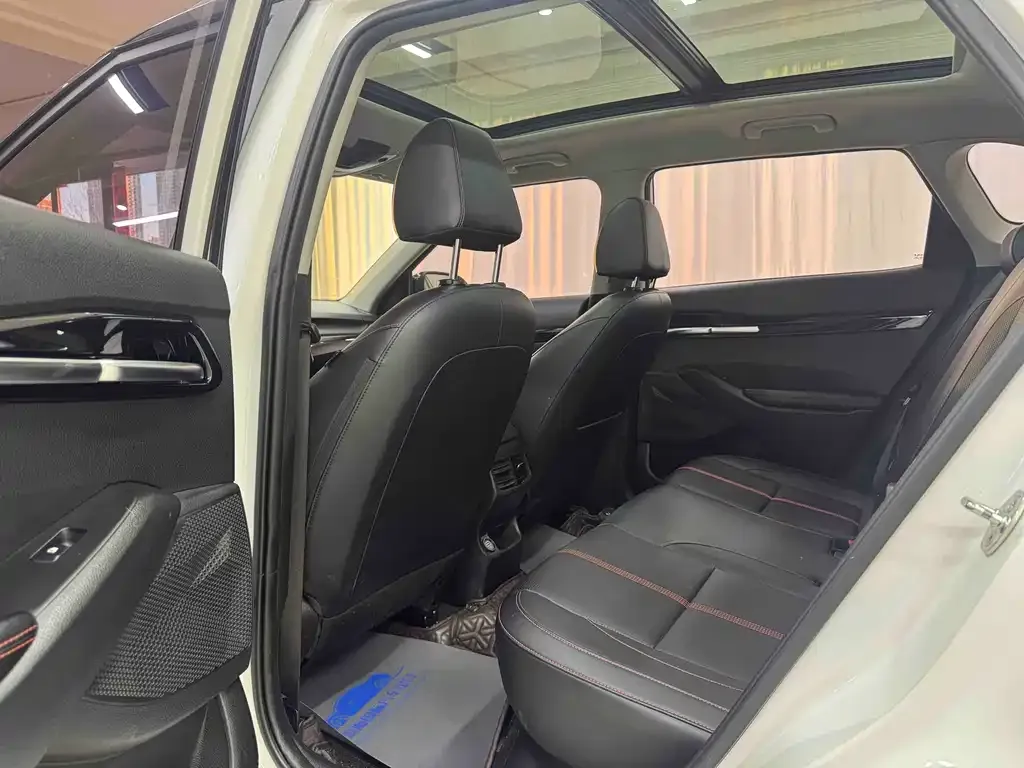 Kia KX3 2021 из CN, фото 9