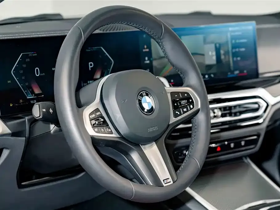 BMW 3 Series 2024 из CN, фото 3