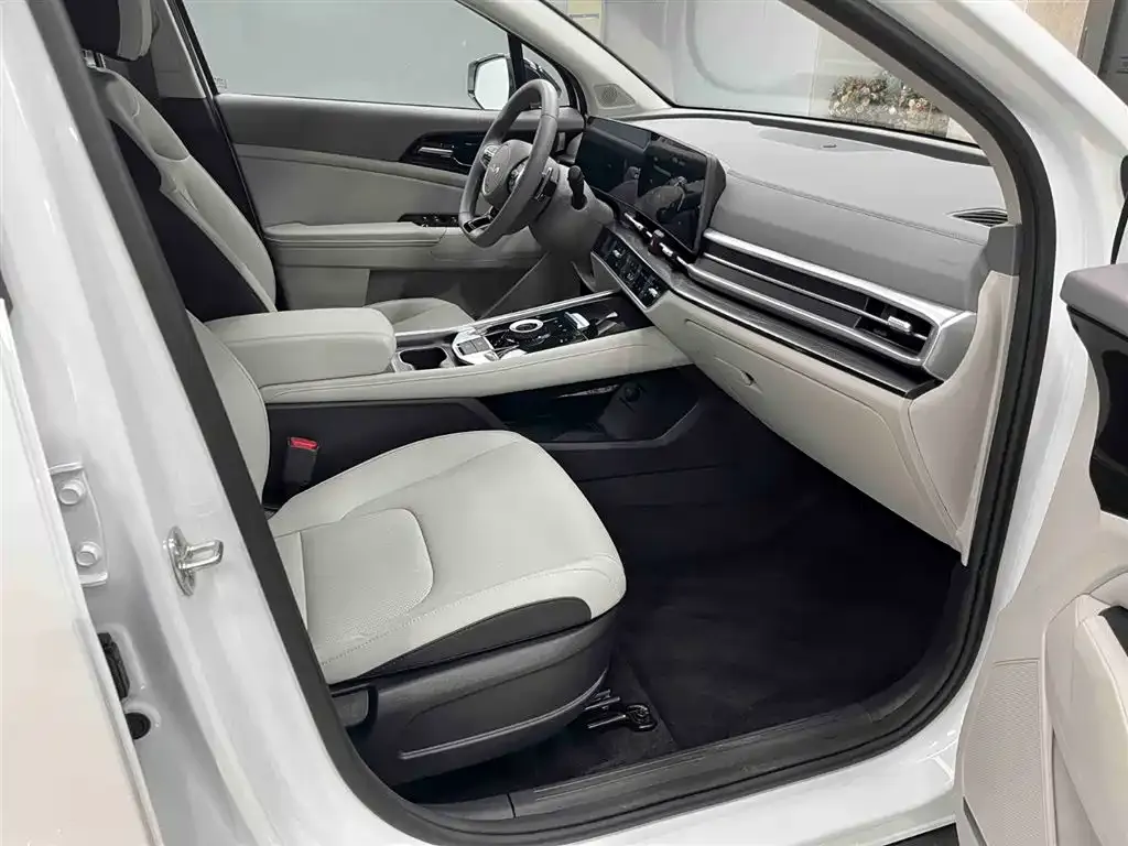 Kia Sportage — фото 7