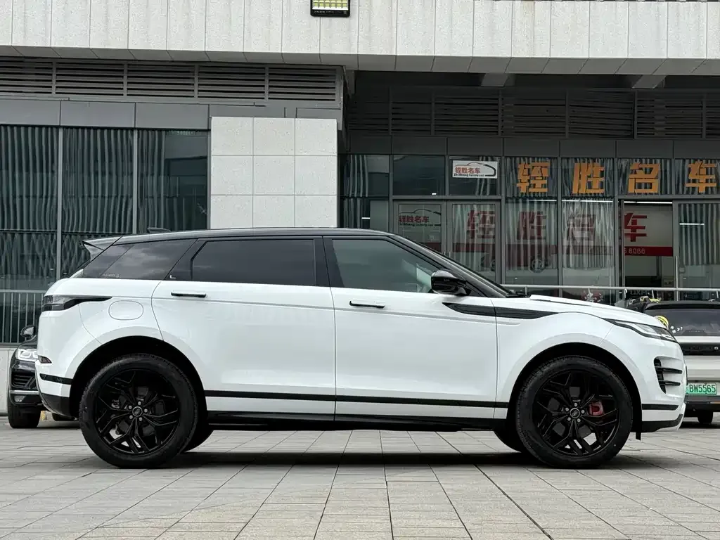 Land Rover Evoque — фото 8