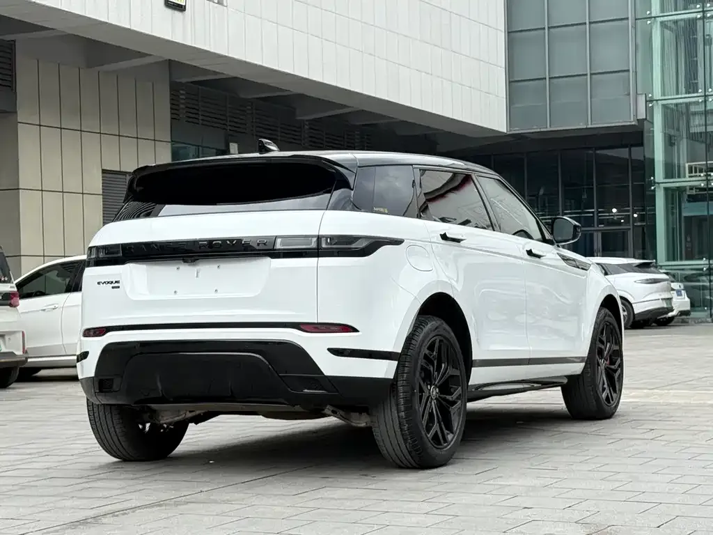 Land Rover Evoque — фото 6