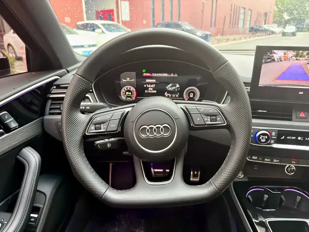 Audi A4L 2024 из CN, фото 4