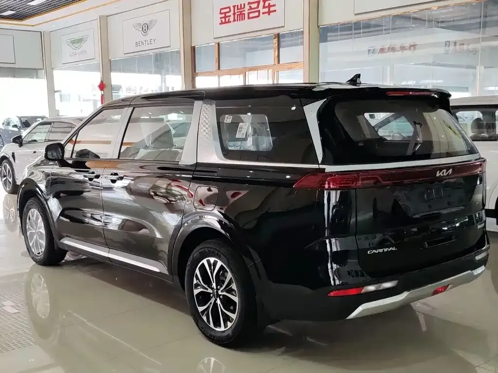 Kia Carnival 2026 из CN, фото 3