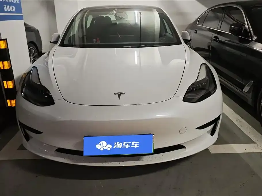 Tesla Model 3 — фото 5