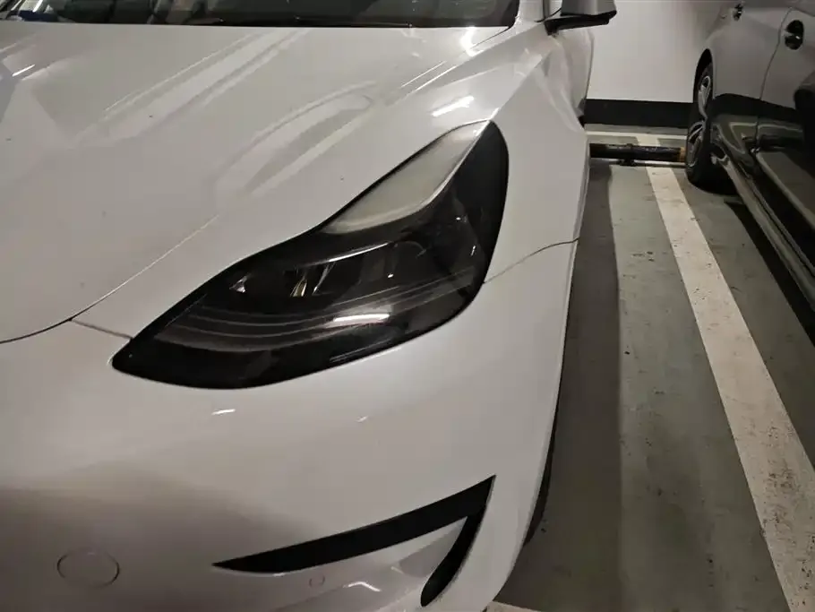 Tesla Model 3 — фото 6