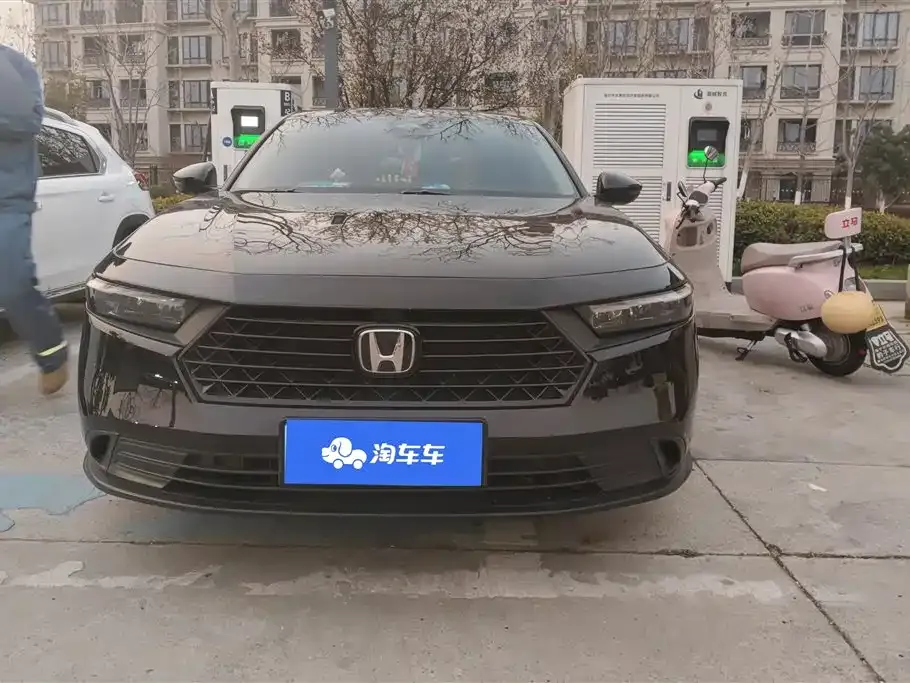 Honda Accord — фото 3