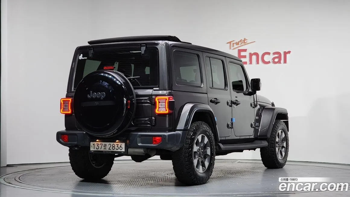 Jeep Wrangler 2021 из KR, фото 3