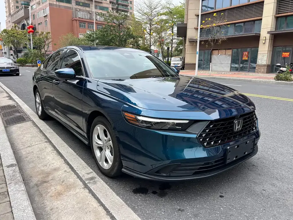 Honda Accord — фото 4