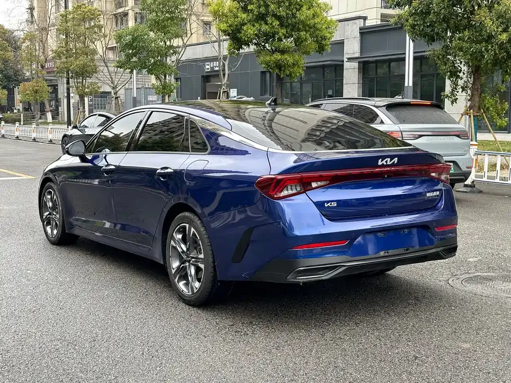 Kia K5 2022 из CN, фото 8