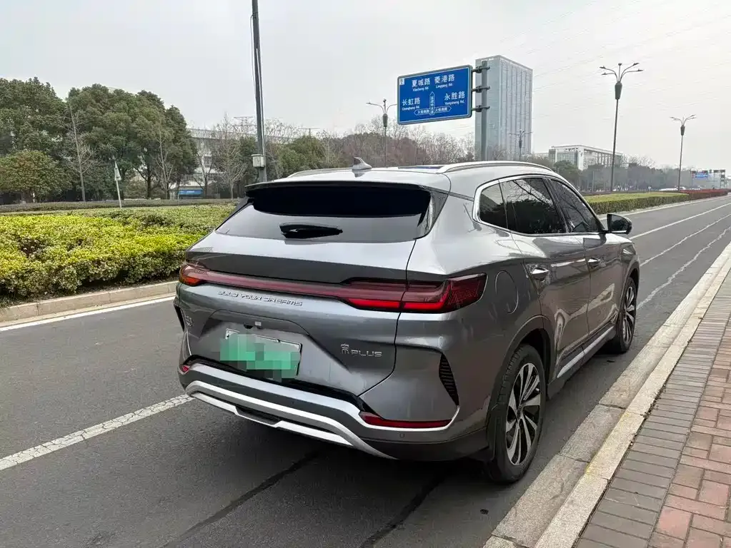 BYD PLUS New Energy — фото 7
