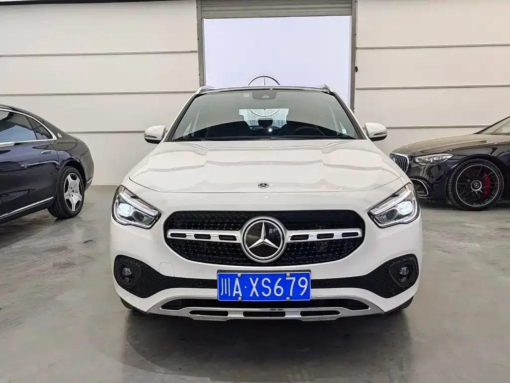 Mercedes-Benz GLA 2023 из CN, фото 2
