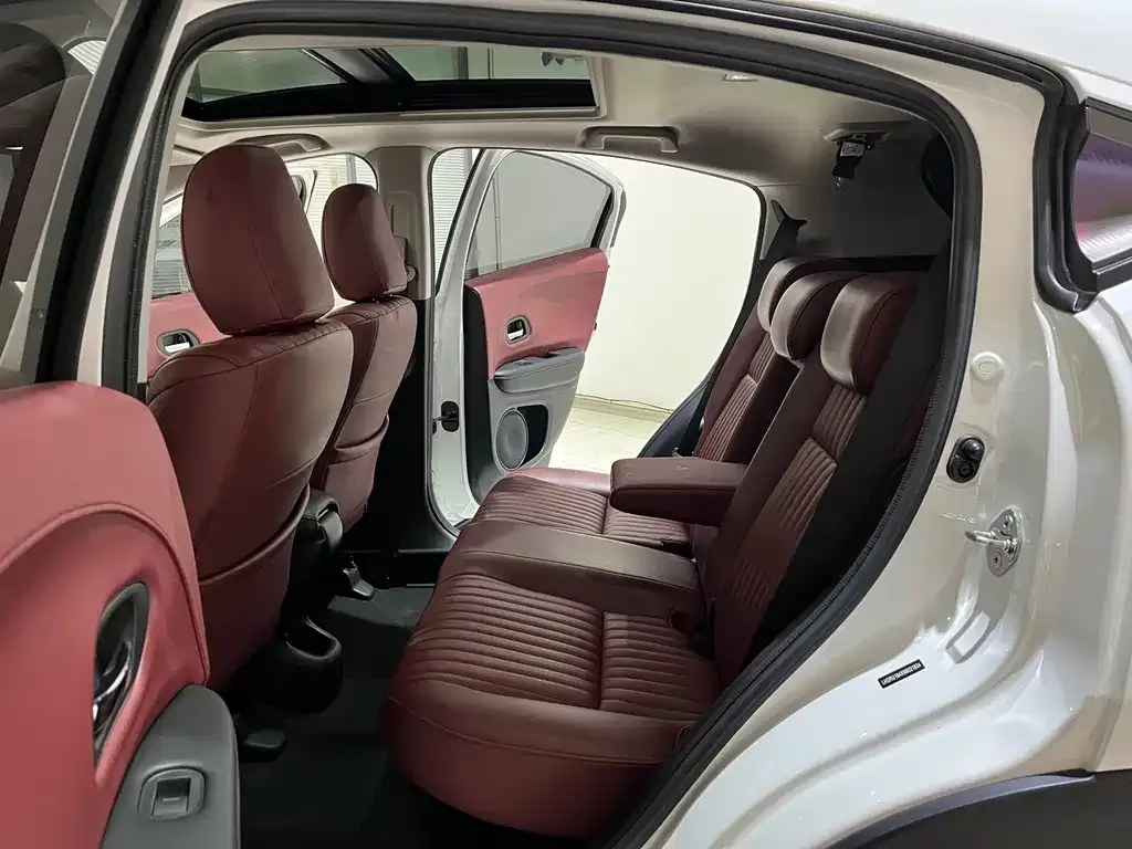 Honda Vezel 2022 из CN, фото 4