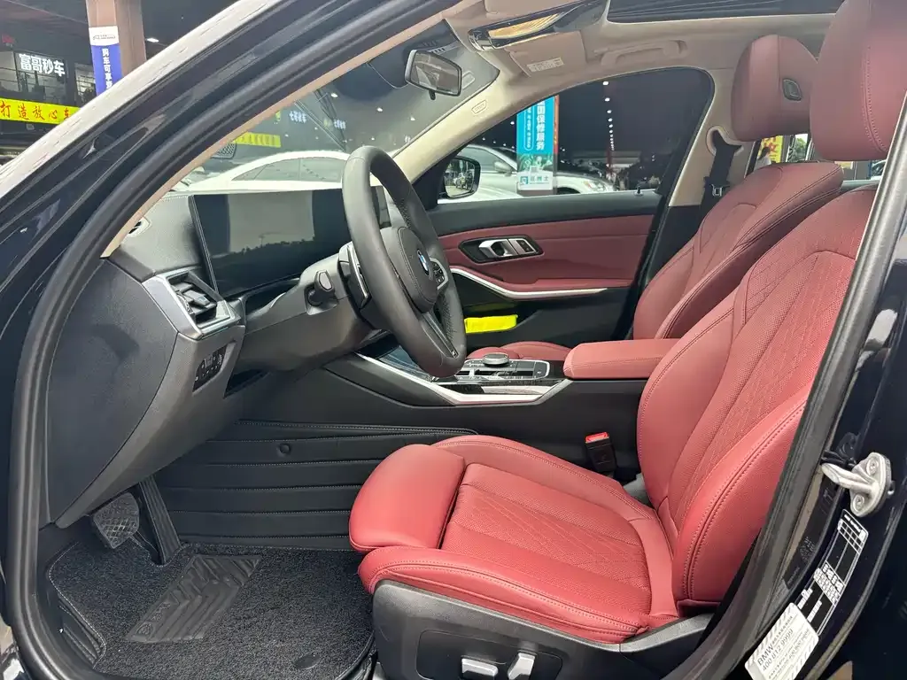 BMW 3 Series 2023 из CN, фото 2
