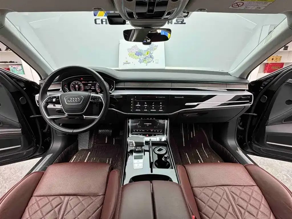 Audi A8 — фото 8