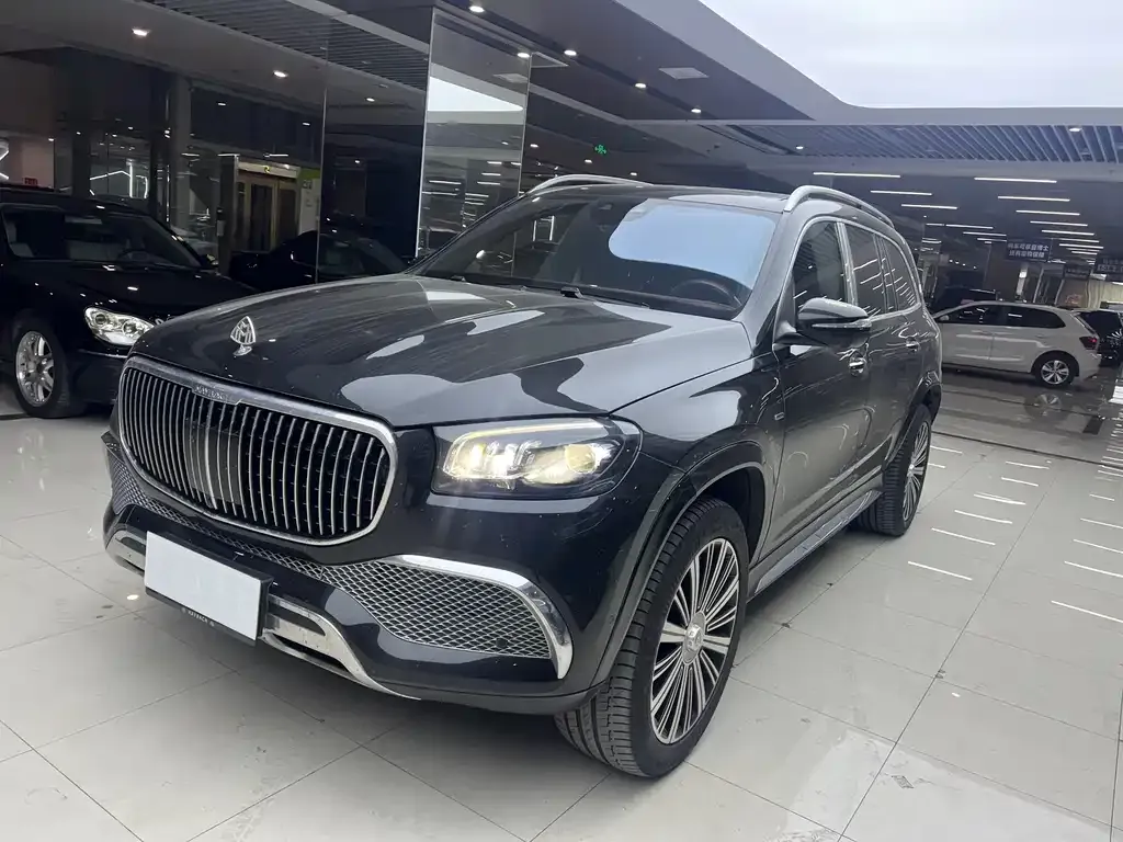 Mercedes-Benz GLS — фото 1