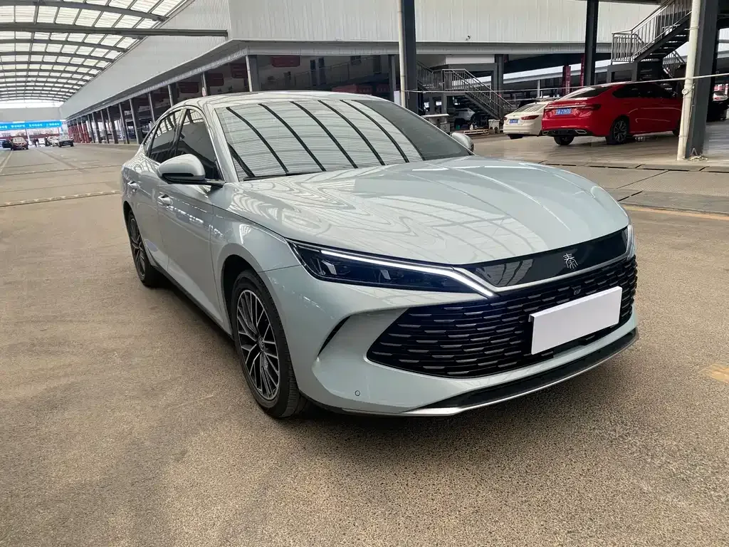 BYD Qin L — фото 6