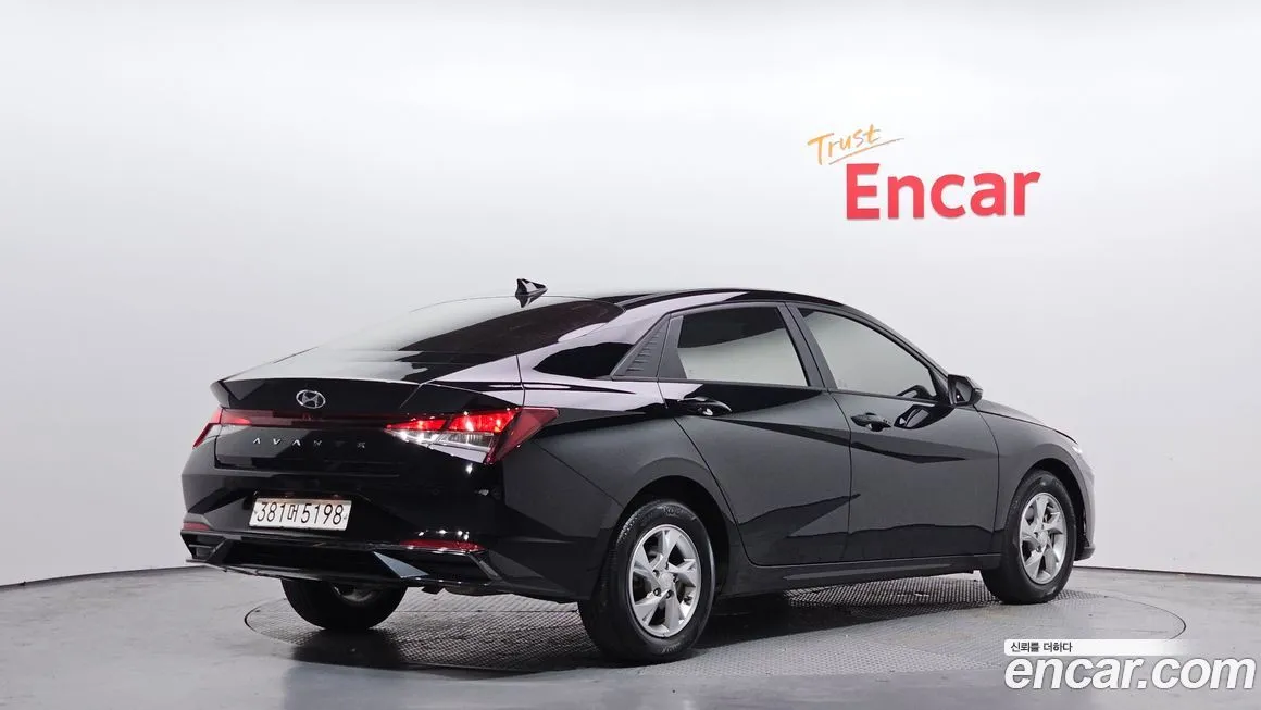 Hyundai AVANTE — фото 2